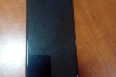 Конфіскація майна за рішенням суду: мобільний телефон ТМ "Samsung" у корпусі червоного кольору, ІМЕІ 1: 355036110011421/01, ІМЕІ 2: 355037110011429/01 SN: R58N13BMC5D, стан б/в