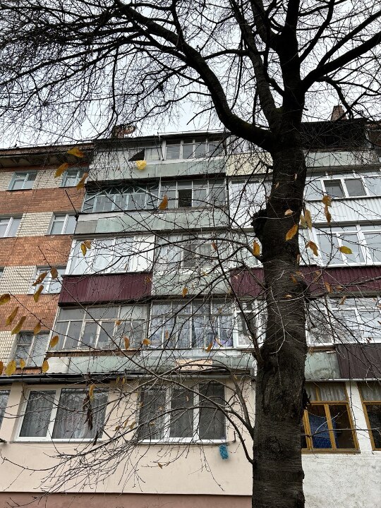 Двокімнатна квартира, реєстраційний № ОНМ 686701968101, загальною площею 43,80 м. кв, що знаходиться за адресою: Хмельницька обл., м. Хмельницький, проспект Миру, 82, кв. 48