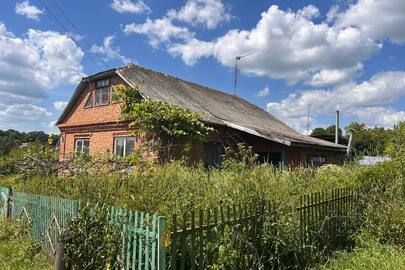 Житловий будинок заг. пл. 90,4 кв.м.: Хмельницька область, Хмельницький р-н, с. Олешин, вулиця Шкільна, 27 та зем. ділянка К/Н 6825085100:01:001:1608 пл.0.1088 га: Хмельницька область, Хмельницький р-н, с. Олешин, вулиця Шкільна