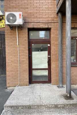 Нежитлове приміщення загальною площею 66,2 кв. м., що знаходиться за адресою: Київська обл., Бучанський р., м. Вишневе, вул. Вітянська, б. 2, прим. № 242