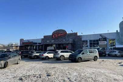 Іпотека. Будівлі торгівельно-розважального центру РНО: 860262332224, 860253232224, насосна РНО: 860274032224 та 3 земельні ділянки, пл. 0.8647 га, пл. 0.4297 га, пл. 0.0977 га, Київська обл., Бучанський р., с. Стоянка, вул. Київська, 10, 10А, 10Б