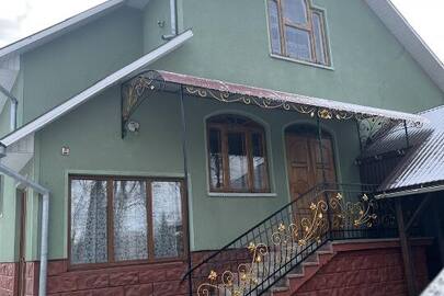 Нежитлове приміщення магазину літ А, загальною площею  73,6 кв.м. що знаходиться за адресою: Тернопільська область,Чортківський  (кол.Борщівський) район, с.Кудринці,вул.Шевченка, буд.4А