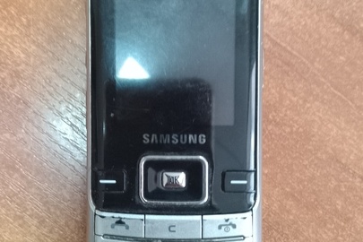 Конфісковане майно за рішенням суду: мобільний телефон марки «Samsung», модель SGH-D780 IMEI 1: 355762/02/10806/2, IMEI 2: 355763/02/10886/0, б/в