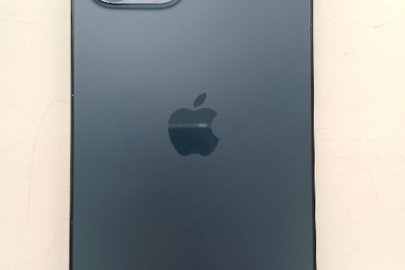 Конфісковане майно за рішенням суду: мобільний телефон «IPhone 12 ProMax», IMEI: 3544440897617262, заблокований (пароль відсутній), б/в