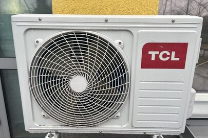 Кондиціонер TCL, в робочому стані, з ознаками використання