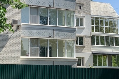 Квартира, загальною площею (кв.м): 136.4, житловою площею (кв.м): 93.2, яка знаходиться за адресою: Кіровоградська обл., м. Кропивницький, вулиця Степана Бандери (раніше Гагаріна), 27, квартира 5