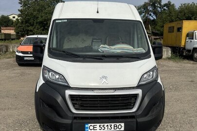 Автомобіль марки PEUGEOT, модель: BOXER, категорія: вантажний, рік виробництва: 2019, VIN: VF3YDTMFC12K40874, номер кузова: VF3YDTMFC12K40874, номерний знак: СЕ5513ВО, колір: білий