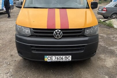 Автомобіль марки VOLKSWAGEN, модель: TRANSPORTER, категорія: вантажний, рік виробництва: 2013, VIN: WV1ZZZ7HZEH053164, номер кузова: WV1ZZZ7HZEH053164, номерний знак: СЕ7606ВС, колір: жовтий