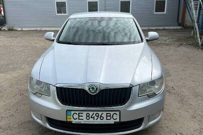 Автомобіль марки SKODA, модель: SUPERB, категорія: легковий, рік виробництва: 2012, VIN: TMBAB43T8CB300955, номер кузова: TMBAB43T8CB300955, номерний знак: СЕ8496ВС, колір: сірий