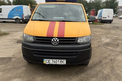 Автомобіль марки VOLKSWAGEN, модель: TRANSPORTER, категорія: вантажний, рік виробництва: 2013, VIN: WV1ZZZ7HZEH048770, номер кузова: WV1ZZZ7HZEH048770, номерний знак: СЕ7601ВС, колір: жовтий