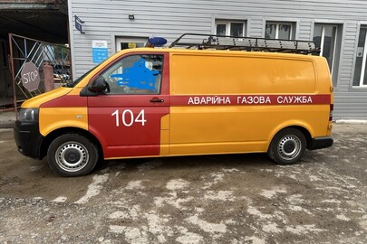Автомобіль марки VOLKSWAGEN, модель: TRANSPORTER, категорія: вантажний, рік виробництва: 2013, VIN: WV1ZZZ7HZEH049620, номер кузова: WV1ZZZ7HZEH049620, номерний знак: СЕ7604ВС, колір: жовтий