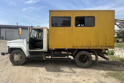 Автомобіль марки ГАЗ, модель: 3309, категорія: вантажний фургон, рік виробництва: 2011, VIN: X96330900В1010689, номер кузова: 330700B0194078, номерний знак: СЕ6295АХ, колір: білий