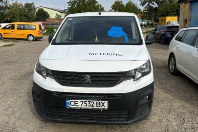 Автомобіль марки PEUGEOT, модель: PARTNER, категорія: вантажний, рік виробництва: 2019, VIN: VR3EF9HPAKJ700004, номер кузова: VR3EF9HPAKJ700004, номерний знак: СЕ7532ВХ, колір: білий