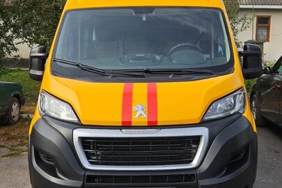 Автомобіль марки ТК, модель: PB-APM, категорія: вантажний, рік виробництва: 2022, VIN: Y8CTKP165N0000025, номер кузова: VF3YATMFB12U67355, номерний знак: CE4861EK, колір: жовтий