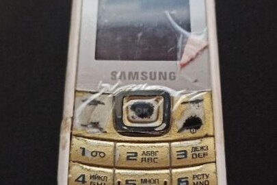 Мобільний телефон Samsung б/в
