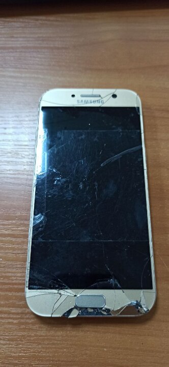 Мобільний телефон Samsung 1080 б/в