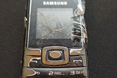 Мобільний телефон Samsung GT-E 1050 б/в