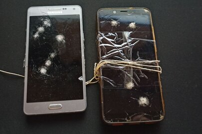 Мобільний телефон Samsung б/в та Redmi M1903C3E6 б/в