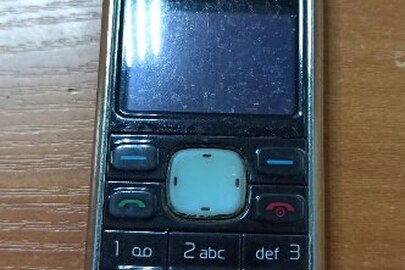 Мобільний телефон Nokia б/в