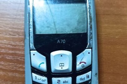 Мобільний телефон Siemens A70 б/в