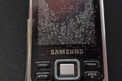 Мобільний телефон Samsung Duos б/в