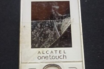 Мобільний телефон Alcatel Onetouch б/в