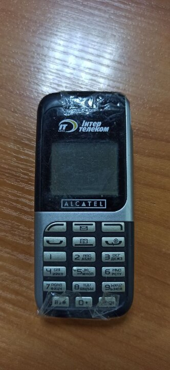 Мобільний телефон Alcatel б/в