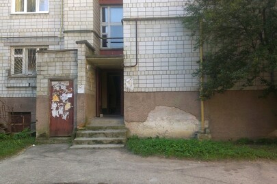 1/4 частка двокімнатної квартири, загальною площею 49,9 кв.м.Львівська область, Стрийський район, місто Миколаїв, вулиця Грушевського, будинок 14, квартира 66