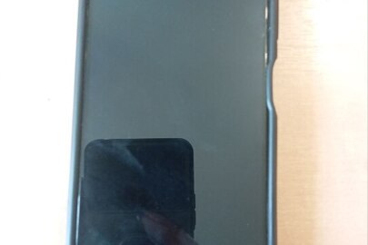 Конфіскація майна: мобільний телефон модель " Samsung", imel – 351684/40/35159175 чорного кольору, з картою пам’яті та з сім-карткою оператора мобільного зв’язку “ Лайф”, бувший у використанні