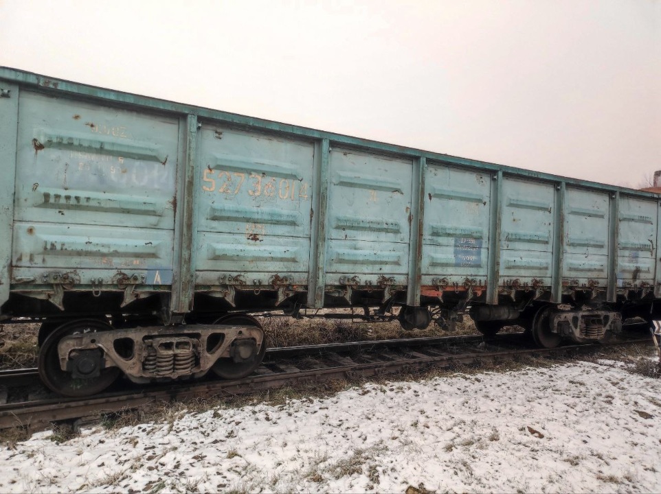Напіввагон люковий, модель 12-141, № вагону 52736014, рік побудови 1993, тип вагону – 5600, б/в