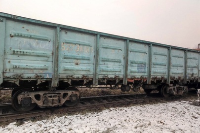 Напіввагон люковий, модель 12-141, № вагону 52736014, рік побудови 1993, тип вагону – 5600, б/в
