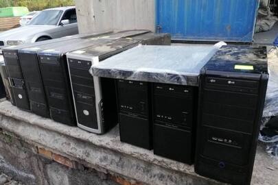 Персональні комп’ютери в кількості 6 одиниць