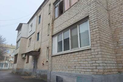 Однокімнатна квартира загальною площею 42,75 кв.м. за адресою: Запорізька обл., Запорізький р., м. Вільнянськ, пров. Гнаровської, буд. 3 кв. 9, РНОНМ 654603923215