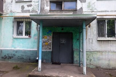 Двокімнатна квартира загальною площею 43,62 кв.м. за адресою: м. Запоріжжя, вул. Гоголя, буд. 163а кв. 82, РНМ 10709976