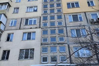 1/3 частка трикімнатної квартири № 60, загальною площею 60,8 кв.м., що розташована за адресою: м. Київ, вул. Лятошинського композитора, буд.4-А