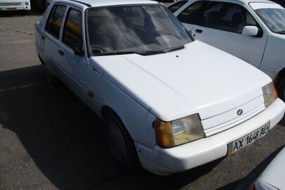 Колісний транспортний засіб ЗАЗ – 110307 (легковий седан -В), 2005 року випуску, реєстраційний номер АХ1648АЕ, білого кольору, кузов № Y6011030750078630