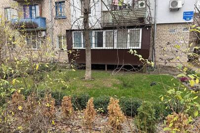 Двокімнатна квартира, загальною площею 44,1 кв.м., за адресою: м. Запоріжжя, вул. Нижньодніпровська, буд. 16, кв. 2