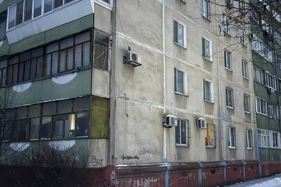 Двокімнатна квартира, загальною площею 51,36 кв.м., за адресою: м. Запоріжжя, вул. Дмитра Вишневецького (колишня назва – Ладозька), буд. 21, кв. 79