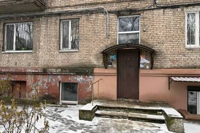 27/50 частини приміщення цокольного поверху літ. А-5, загальною площею 14,1 кв.м., за адресою: м. Запоріжжя, вул. Незалежної України (колишня назва – Сорок років Радянської України), буд. 58, приміщення 84