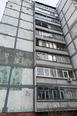 Однокімнатна квартира, загальною площею 40,04 кв.м., за адресою: м. Запоріжжя, вул. Синенка Сергія, буд. 69а, кв. 155