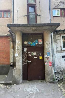Двокімнатна квартира, загальною площею 56 кв.м., за адресою: м. Запоріжжя, вул. Хмельницького Богдана, буд. 29, кв. 7, РНОНМ: 2633080123000