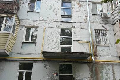 Однокімнатна квартира, загальною площею 33,12 кв.м., за адресою: м. Запоріжжя, Профспілок майдан, буд. 4, кв. 54, РНОНМ: 24465123101