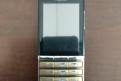 Мобільний телефон: «Nokia-300», іmеі 1: 355935/05/034457/9 