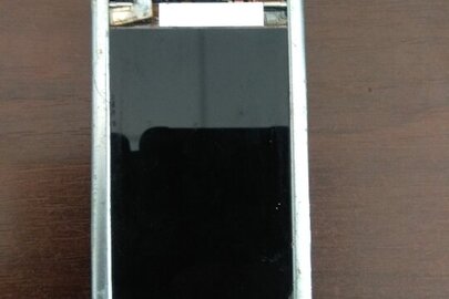 Мобільний телефон: «Nokia 101» (без акумулятора, не в робочому стані), imei: стертий