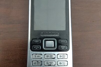 Мобільний телефон: «Samsung», іmеі: стертий