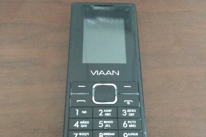 Мобільний телефон «VIAAN», іmеі стертий