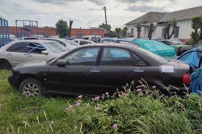 Транспортний засіб марки Audi A4, ДНЗ СВ6270СР, номер кузова: WAUZZZ8DZTA089142, 1996 р.в.