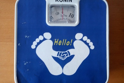 Механічні ваги марки  "RONIN"  максимальною вагою 125 кг ( б/в)