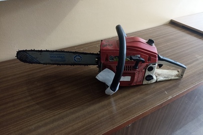 Конфіскація за рішенням суду: бензопила червоного кольору, без маркування, б/в