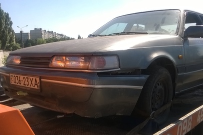 Легковий автомобіль MAZDA 626, 036-23XA 1988 року випуску, кузов № JMZGD14D201159182